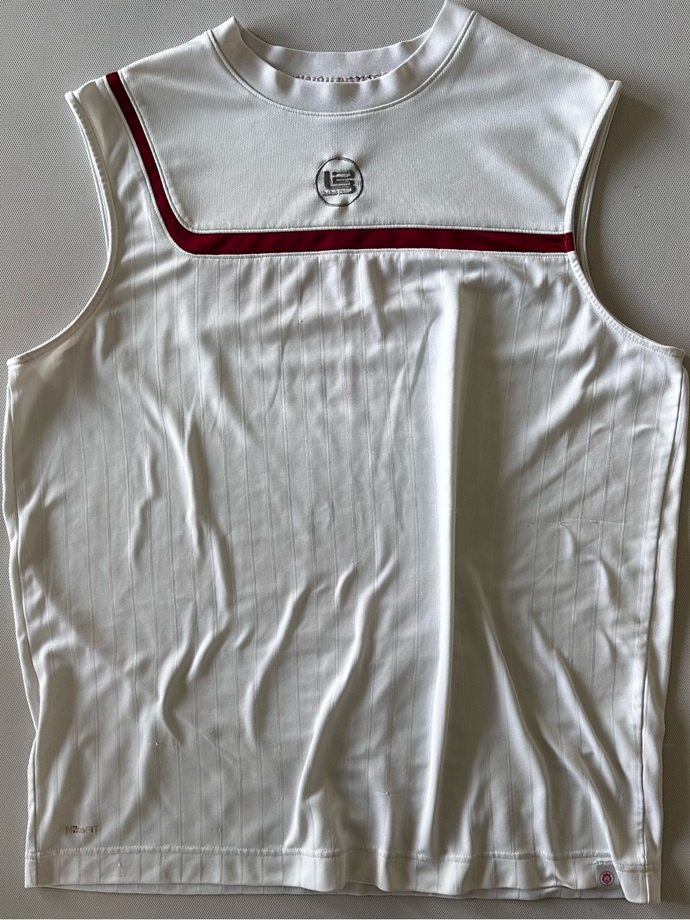 Nike Fit Retro Lebron Pinstripe Basketball Tank Top Men’s XL White Maroon
